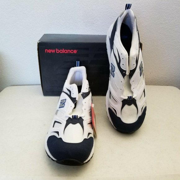 New Balance M879NS 16 2E Running Athletic Shoes